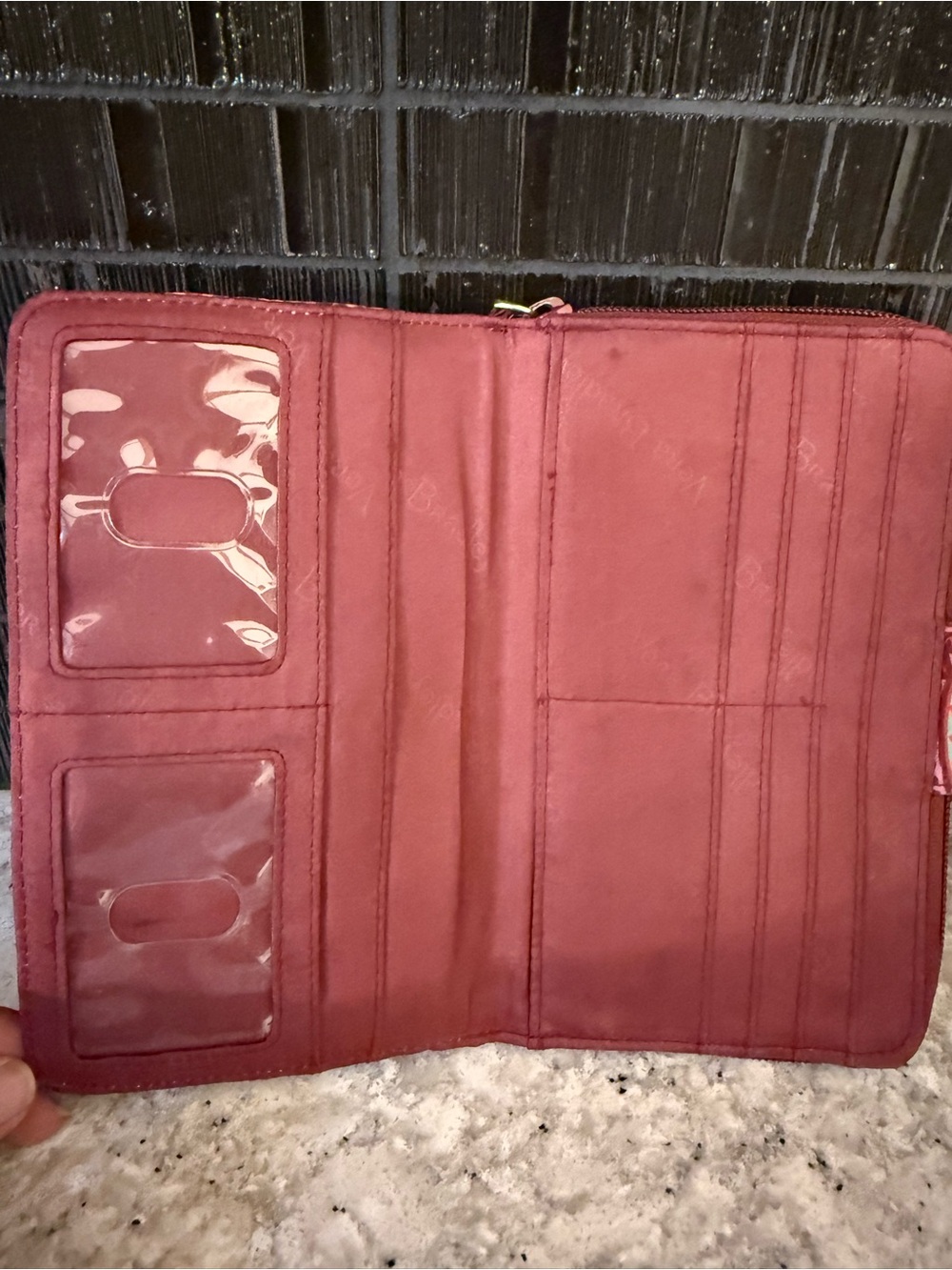 Vera Bradley Turnlock Wallet - Resort Medallion - Picture 3 of 8